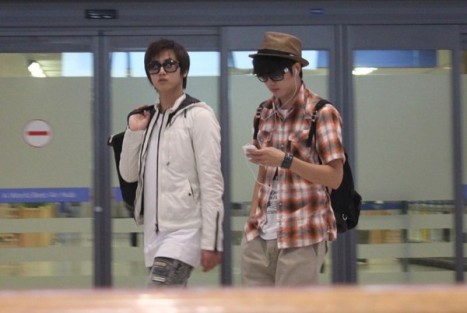 [03.05.10] [Pics] Young Saeng y Kyu Jong regreso de Japón 1